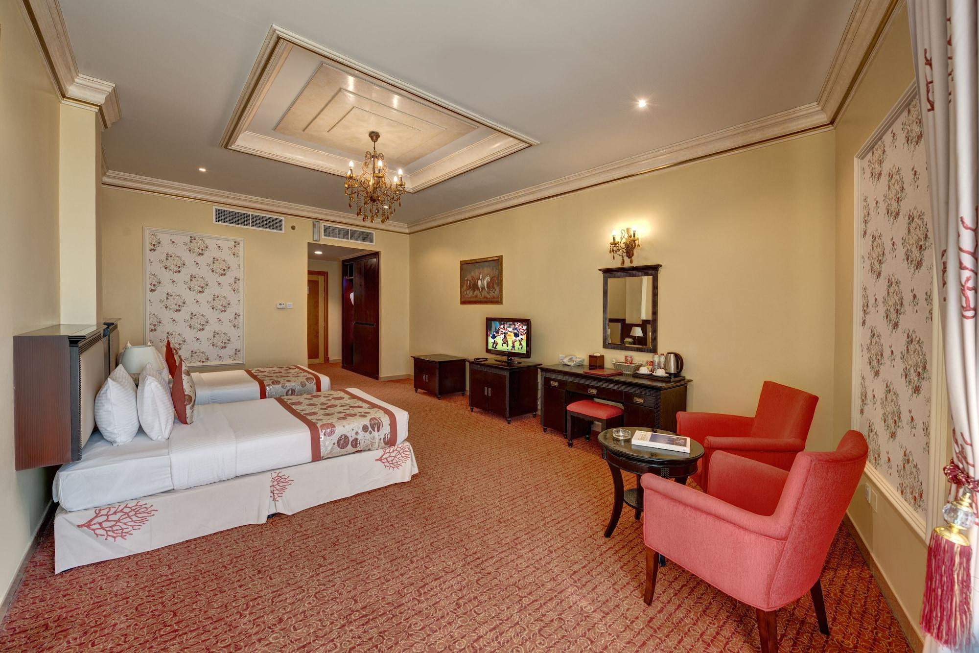 Sahara Beach Resort & Spa Sharjah Eksteriør billede A suite at the hotel