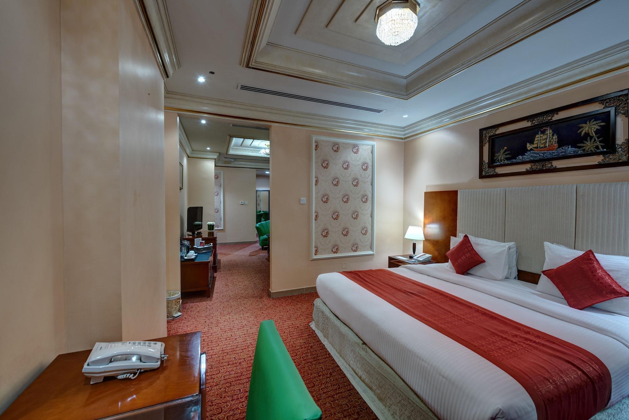 Sahara Beach Resort & Spa Sharjah Eksteriør billede Suite